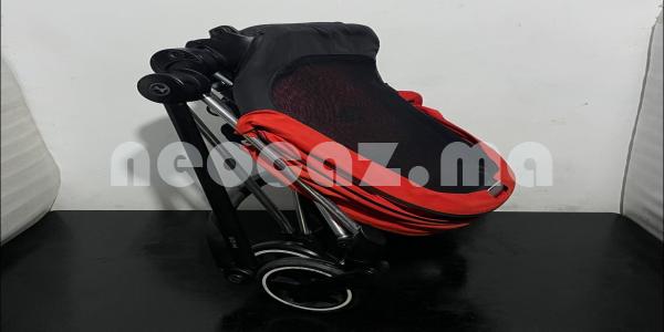 Poussette CYBEX Mios 2 face ultra légère